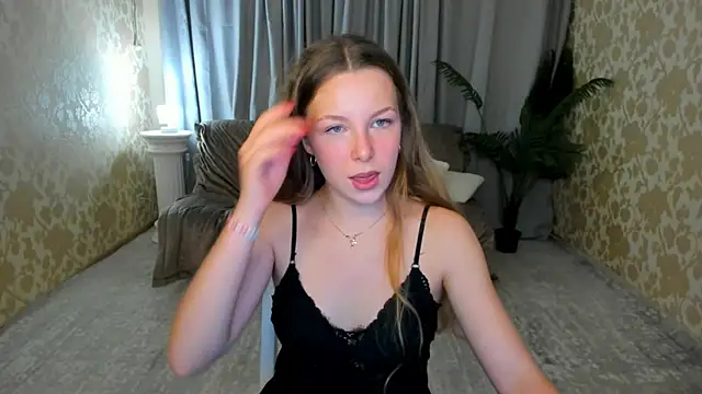 LilyBlakee online show from 02/05/26, 06:12