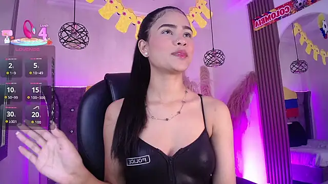 Violet Collins1 online show from 07/17/26, 09:08