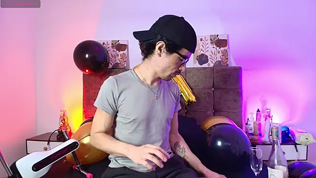 Ethan Briggs  online show from 07/28/26, 03:35