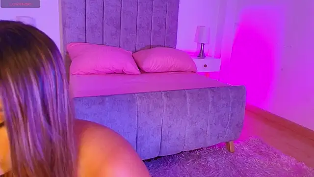 Lucy Carson  online show from 04/17/26, 03:42