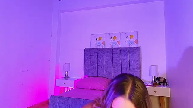 Lucy Carson  online show from 04/20/26, 03:42