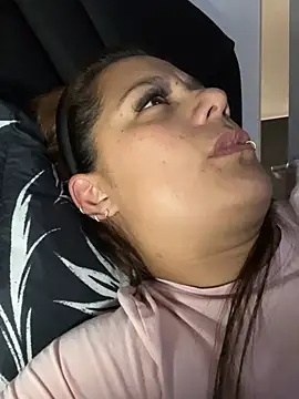 Pretty  Milf online show from 03/01/26, 09:28