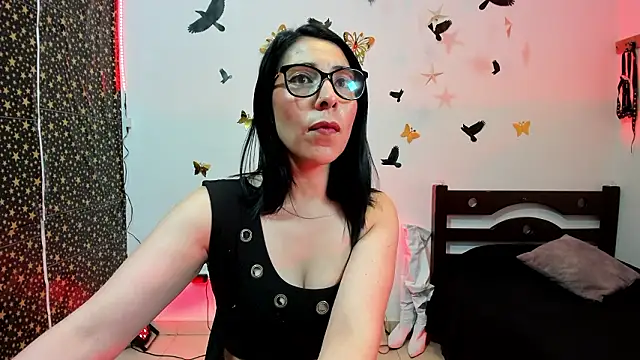 Snapshot of adellelennoxx chatting on 01/15/26, 09:03 adellelennoxx online show from 01/15/26, 09:03