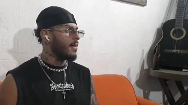 liyamjunior online show from 02/19/26, 05:03