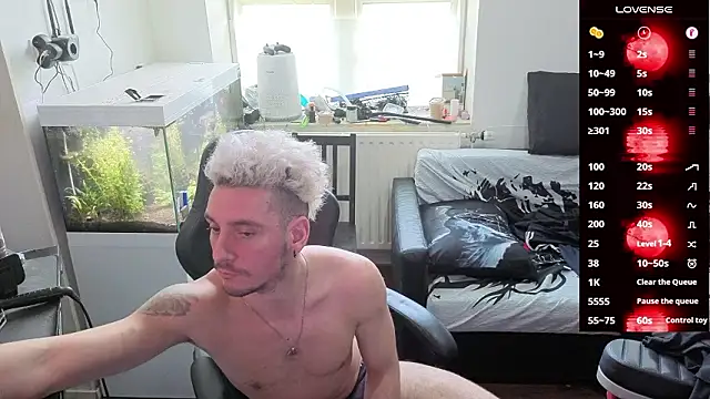 Rayzel White online show from 03/09/26, 01:04