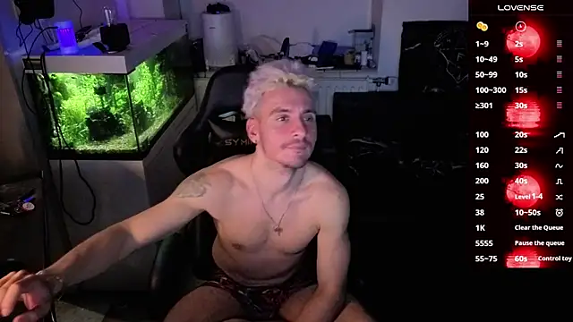 Rayzel White online show from 04/11/26, 09:41