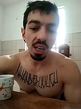 LuigiBoni online show from 04/26/26, 01:09