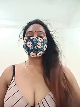 Your-Sasha7 online show from 06/06/26, 06:29