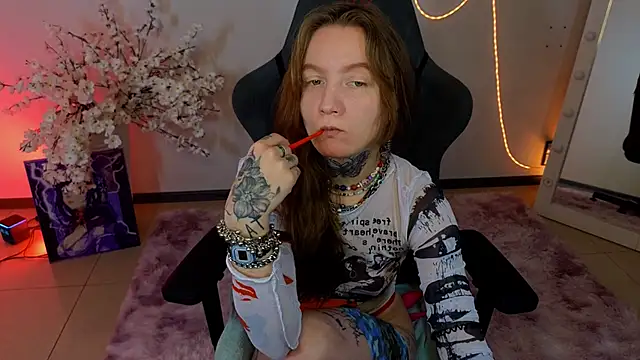 Lappyloo online show from 02/03/26, 02:10