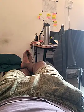 Hottlund6 online show from 04/24/26, 07:00