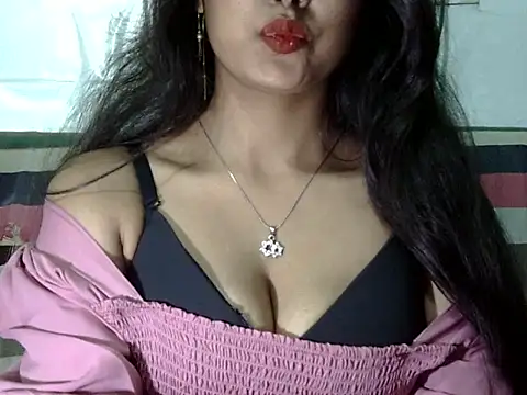 sexy-iram online show from 02/23/26, 06:00