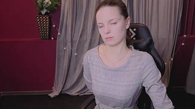 RoseWaulhgberg online show from 01/14/26, 01:55