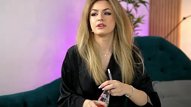 NayaQuinn online show from 02/20/26, 08:09