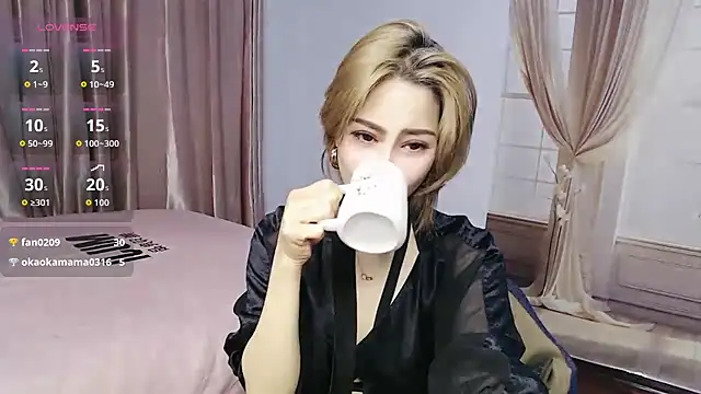 lucyyanyan online show from 03/16/26, 10:30