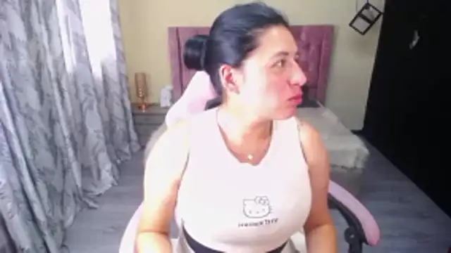 keileen luna online show from 04/21/26, 08:12