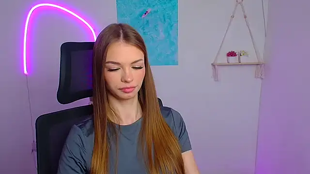 Lina Loveuu online show from 04/14/26, 05:35