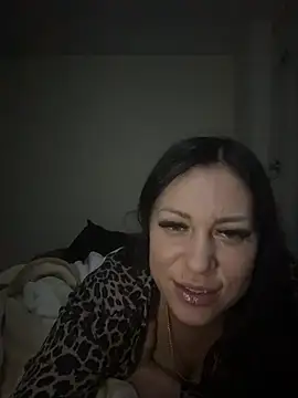 Snapshot of _Mila_Love chatting on 01/15/26, 04:55 Mila Love online show from 01/15/26, 04:55