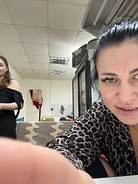 Snapshot of _Mila_Love chatting on 02/12/26, 01:33 Mila Love online show from 02/12/26, 01:33