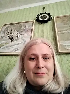 NyushaLollipop online show from 02/02/26, 12:04