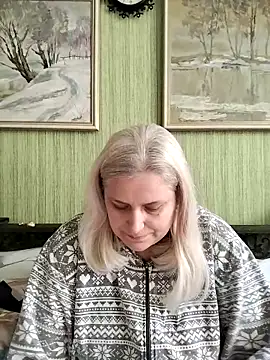 NyushaLollipop online show from 04/27/26, 09:51