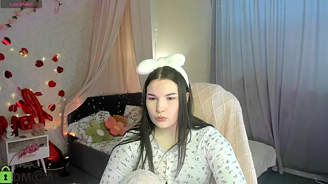 Mira Silk online show from 02/28/26, 03:51