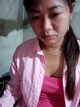 out-lustt online show from 04/19/26, 09:28