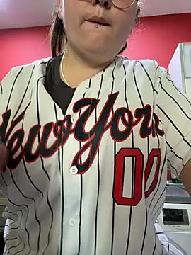  maracr19  online show from 04/16/26, 01:56