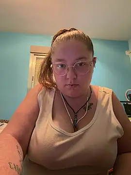 Snapshot of _maracr19_ chatting on 06/01/26, 01:57 maracr19 online show from 06/01/26, 01:57