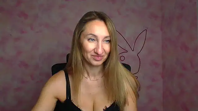 Diana Sweeet  online show from 04/16/26, 05:41