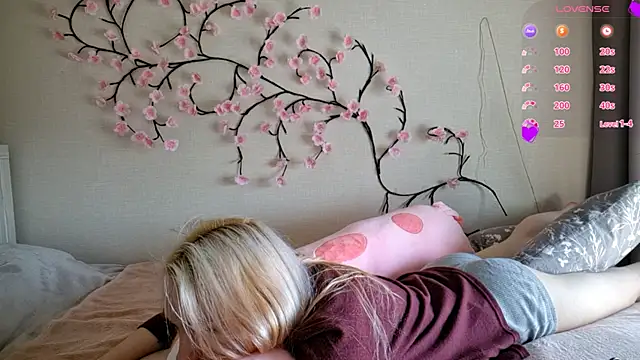 MisaMew online show from 03/24/26, 09:47