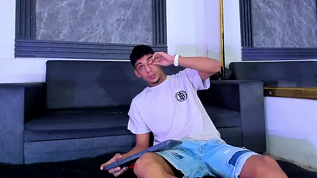 ALEX KEITH26 online show from 02/15/26, 12:36