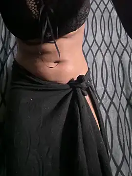 Sassyreyaaa online show from 04/04/26, 07:22