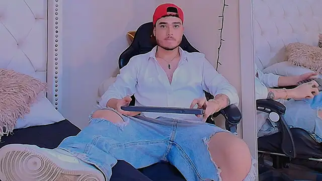 Salvattore Muller online show from 02/10/26, 08:35