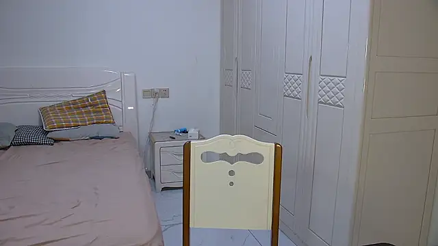 Chocolates-001 online show from 03/13/26, 04:52