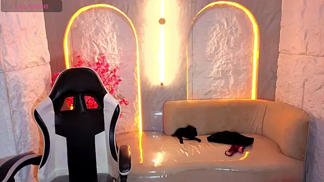 Stefany Tx online show from 03/13/26, 07:42