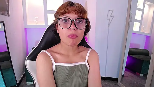 melodyy as online show from 03/24/26, 12:32