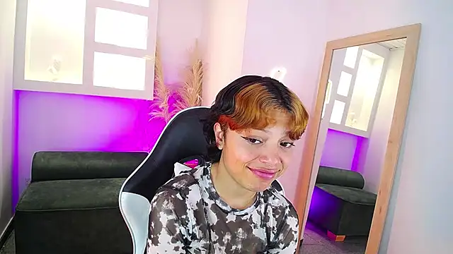 melodyy as online show from 03/31/26, 12:38