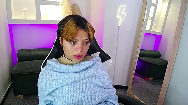 melodyy as online show from 04/20/26, 12:19