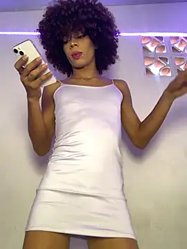 Snapshot of julietha_sexy chatting on 06/06/26, 02:00 julietha sexy online show from 06/06/26, 02:00