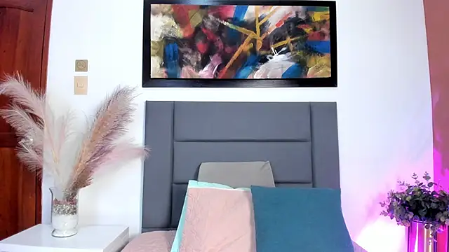 TessaMonroee online show from 03/07/26, 06:27