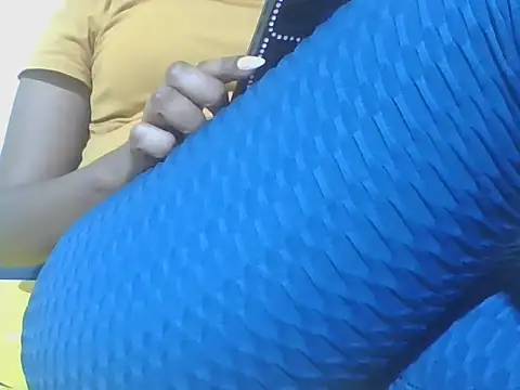 Littlemistress24 online show from 04/03/26, 06:50