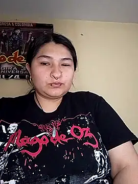 Snapshot of LauraHorny69 chatting on 06/23/26, 07:01 LauraHorny69 online show from 06/23/26, 07:01