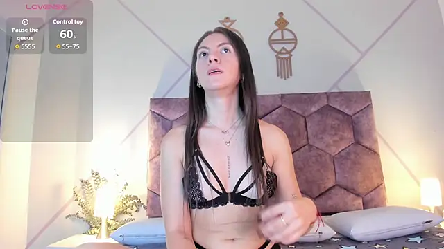 valeria becket online show from 02/06/26, 07:50