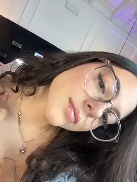 TeaseDollXXX online show from 03/24/26, 09:20