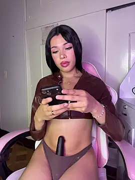 DollCamila online show from 04/20/26, 02:31