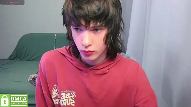 LeonBoykisser online show from 07/16/26, 04:57