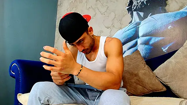 Vans Ross online show from 04/21/26, 01:50