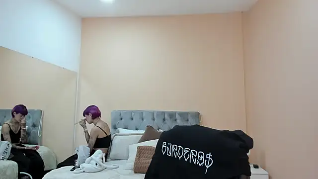 Bela Craxkerr online show from 02/12/26, 12:33