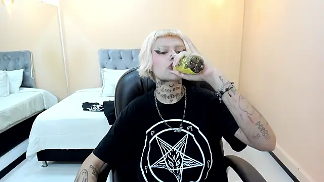 Bela Craxkerr online show from 03/28/26, 07:24