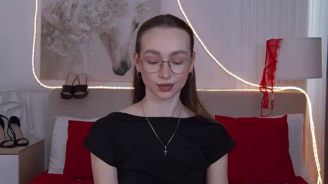 Emily Simon online show from 04/05/26, 05:26